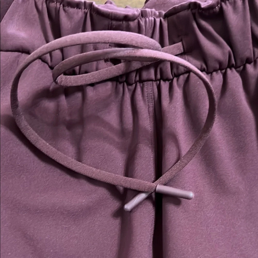 Lululemon women’s pants
